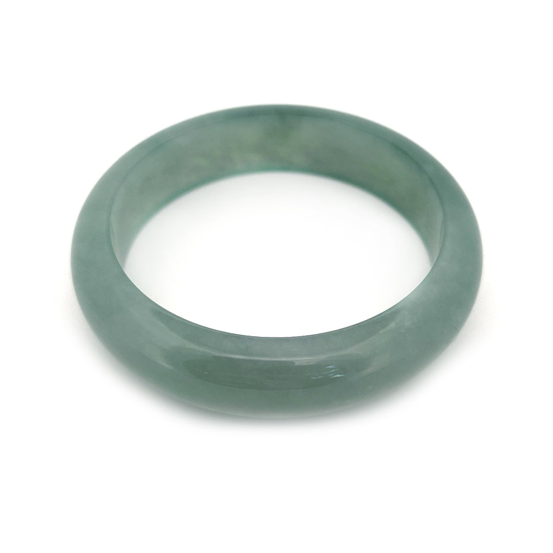 Icy Jadiete Jade Bangle