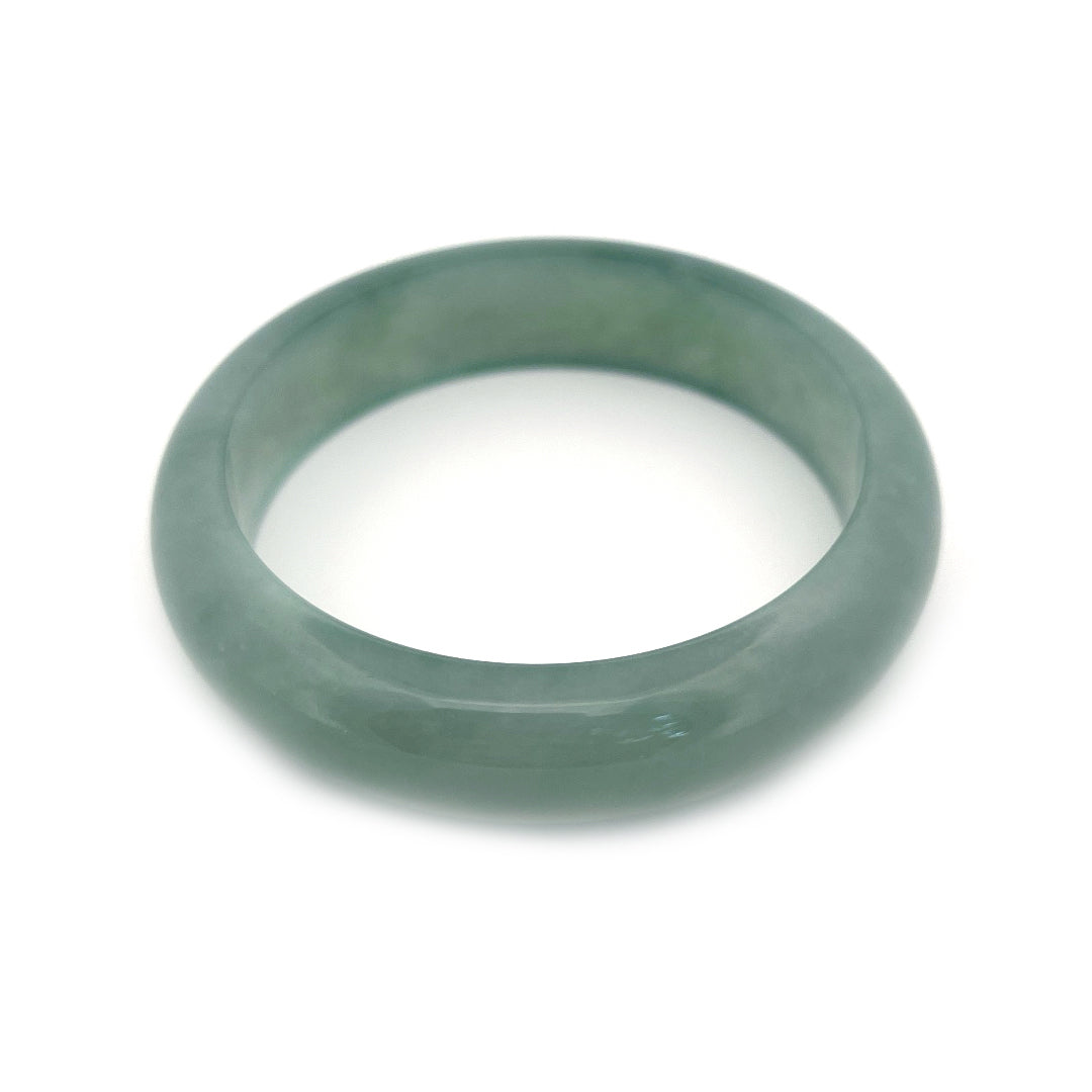 Icy Jadiete Jade Bangle